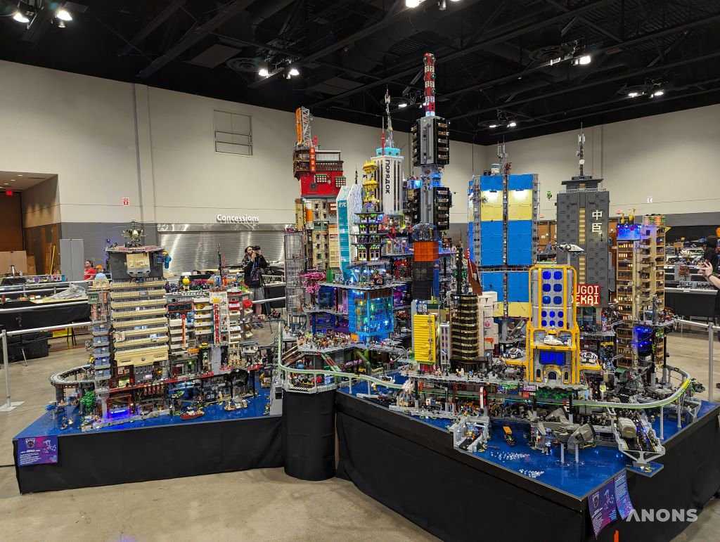 В США собрали впечатляющий киберпанк-город из конструктора LEGO
