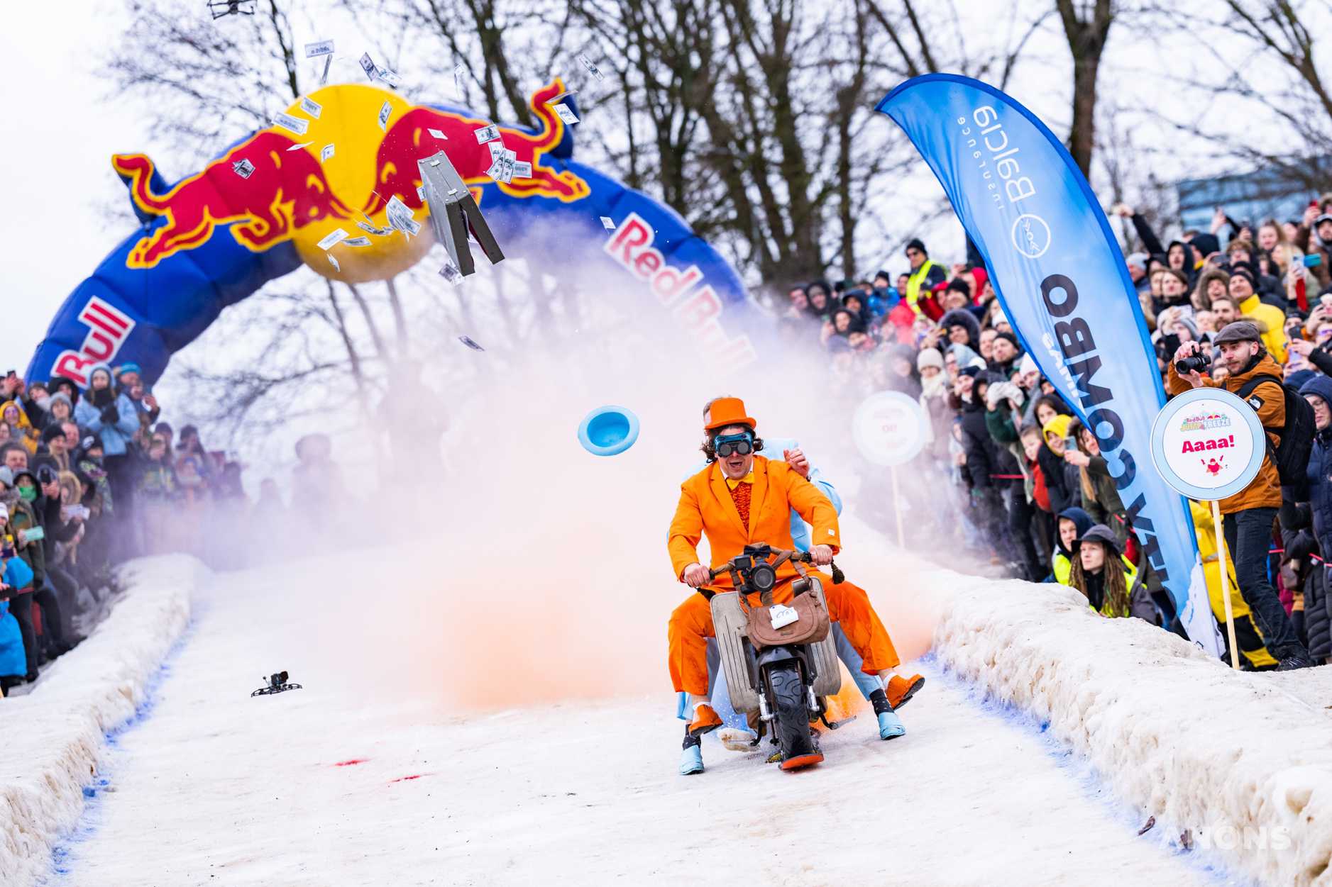 В Узбекистане впервые пройдут зимние соревнования Red Bull Jump & Freeze