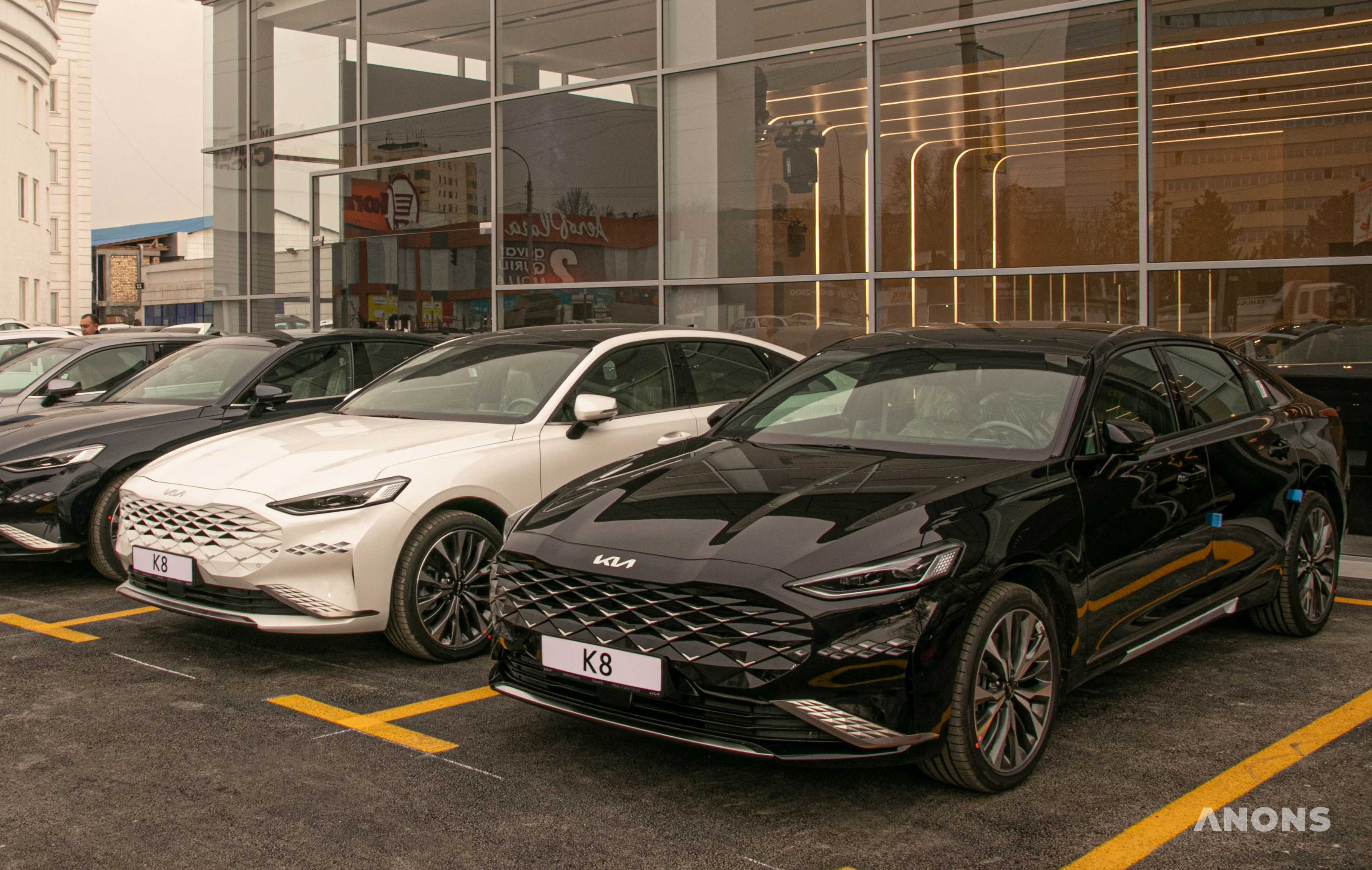 В Узбекистане стартовали продажи Kia K8 – цены