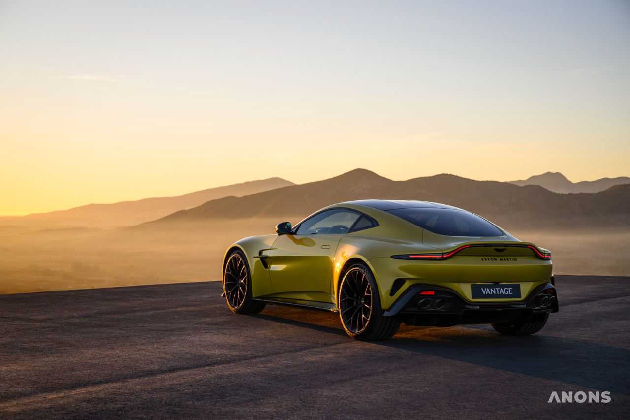 Aston Martin представила обновленную версию своего автомобиля Vantage
