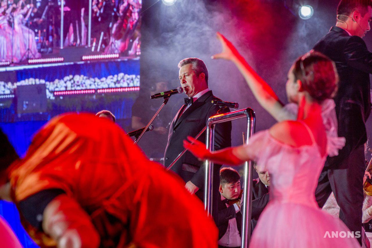 Как прошло открытие концерта «Краски ночи»: фоторепортаж