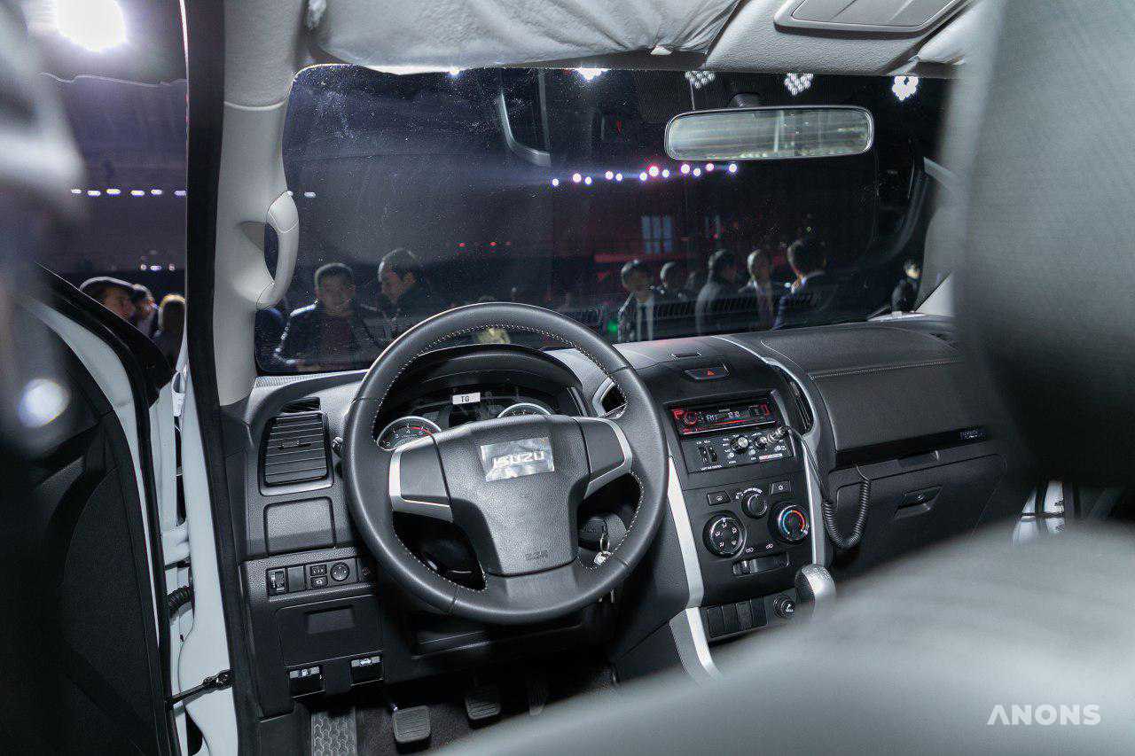 SamAuto представил первые в Узбекистане пикапы ISUZU D-Max - фото