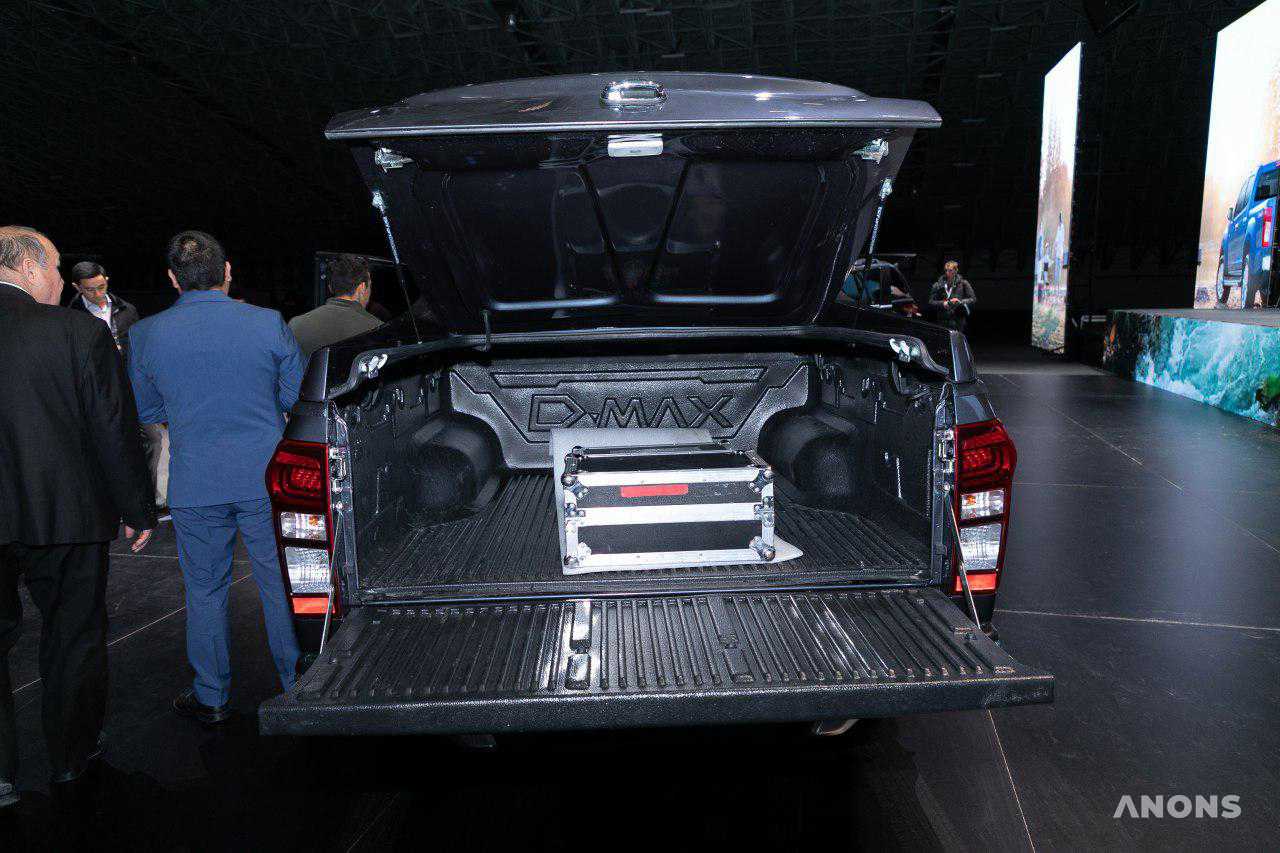 SamAuto представил первые в Узбекистане пикапы ISUZU D-Max - фото