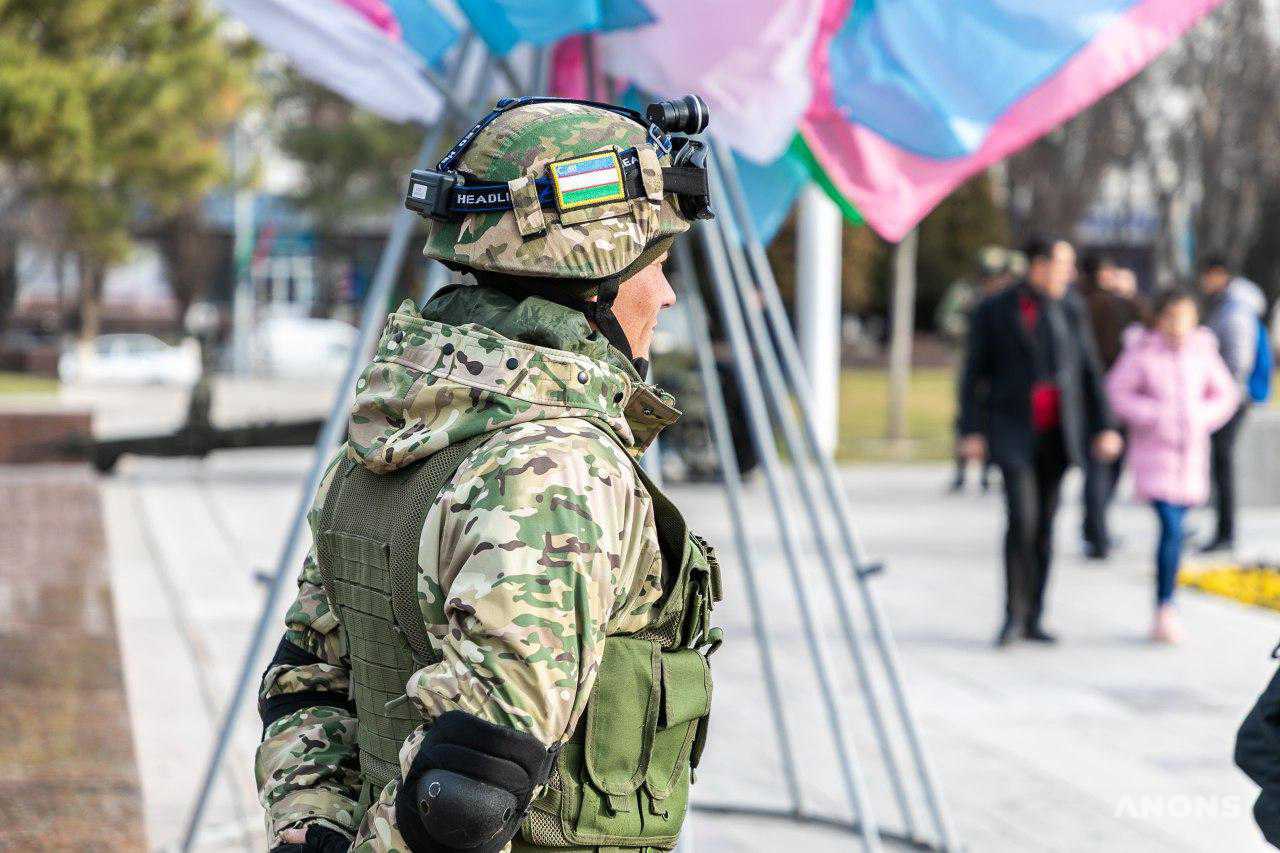 Военно-патриотический фестиваль в честь Дня защитников Родины - фото