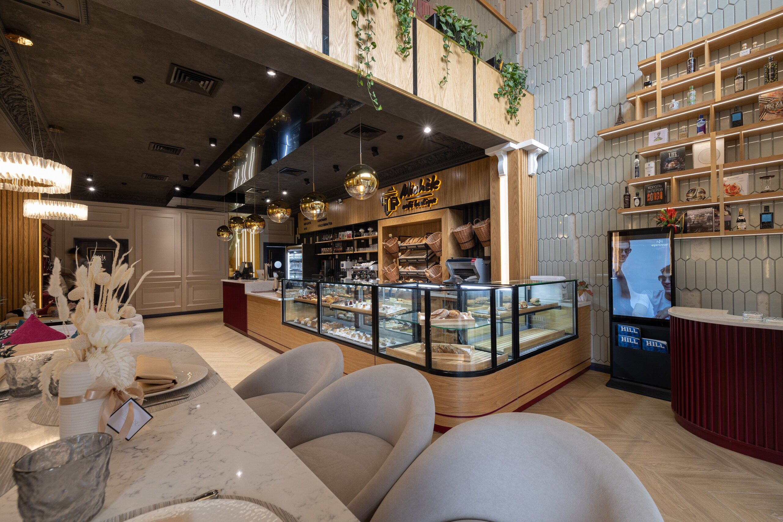 Cafe Boutique Michele: Лазурный берег Франции и средиземноморские блюда