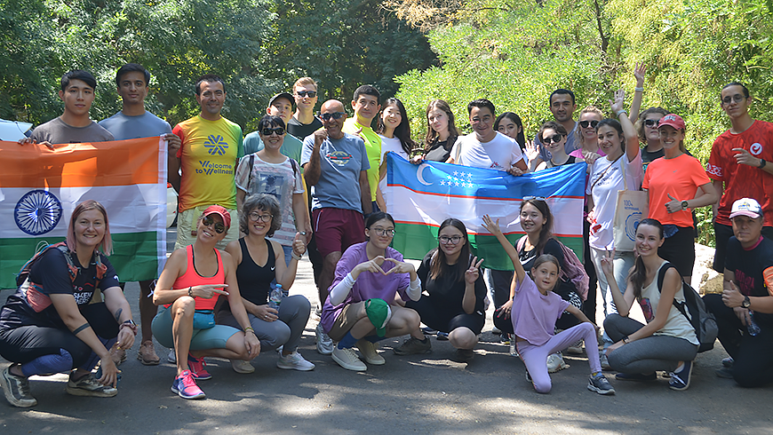 В Ташкенте отпраздновали первую годовщину плоггинга: собрано почти 900 мешков с отходами