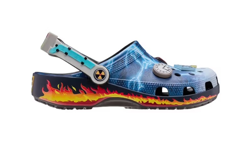 И Crocs туда же: выходят сабо в честь 40-летия фильма «Назад в будущее»