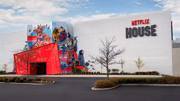Netflix запустил свой первый тематический парк — Netflix House
