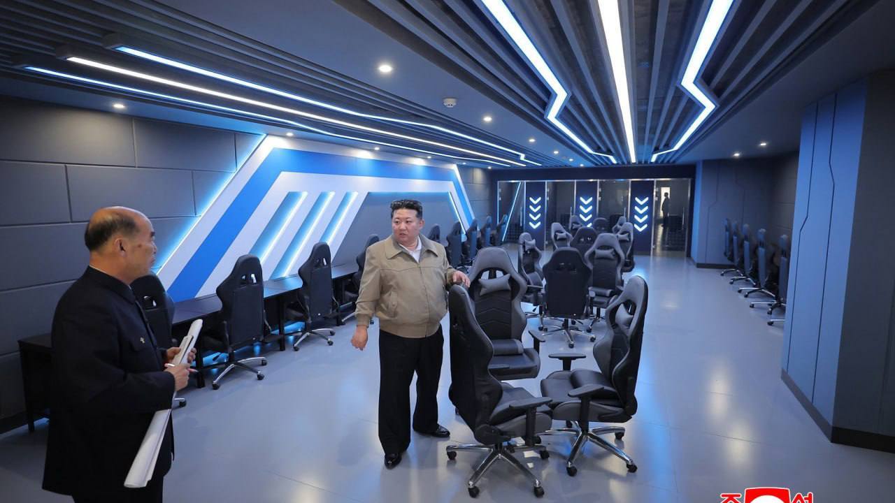 В Северной Корее открыт первый компьютерный клуб