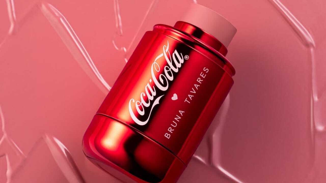 Coca-Cola выпустила линейку декоративной косметики
