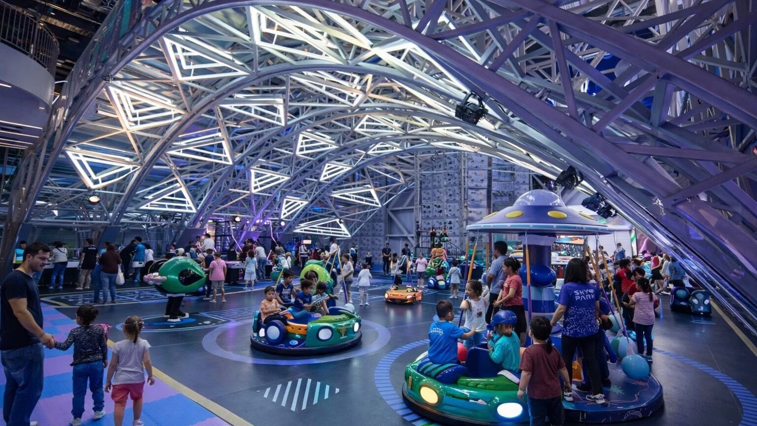 Skyparkdagi tematik dasturlar