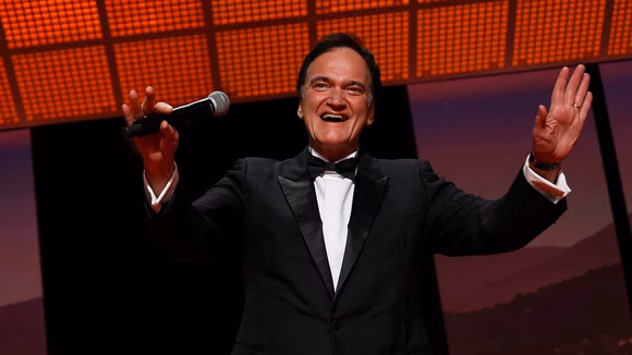 Kventin Tarantino AFI Fest festivalida “Zloklyucheniya Kliffa Buta” filmining dastlabki 17 daqiqasini namoyish etdi
