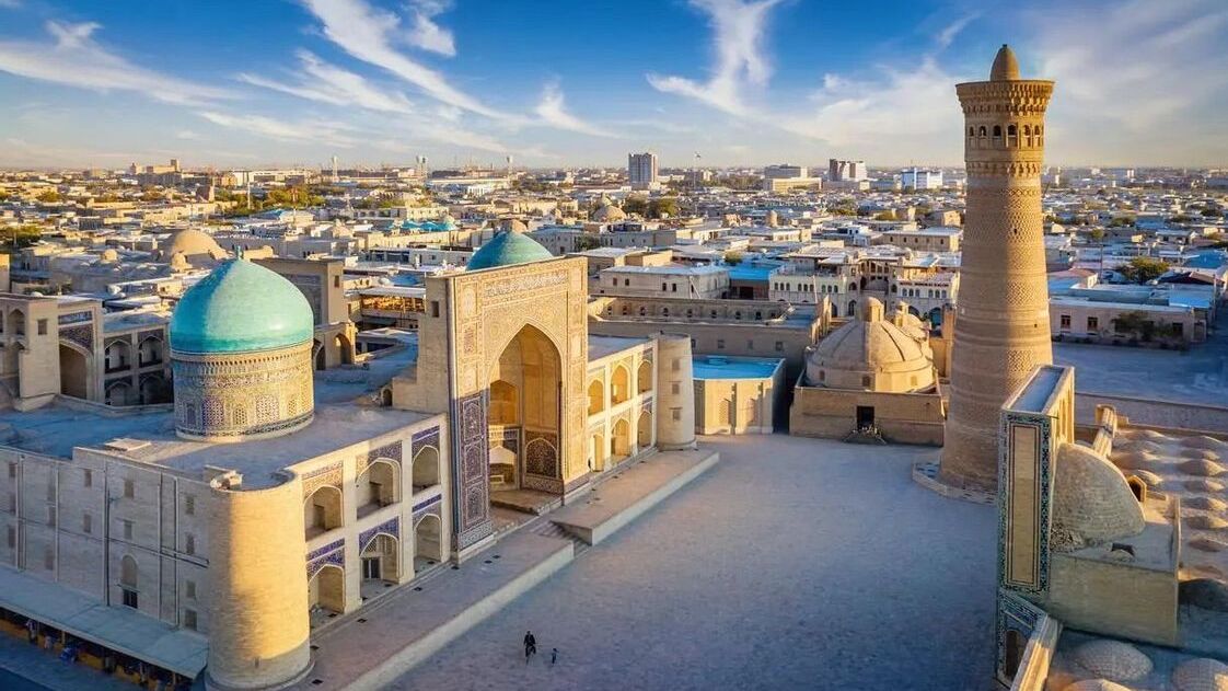 Турпоток в Узбекистан вырос на треть в начале 2026 года