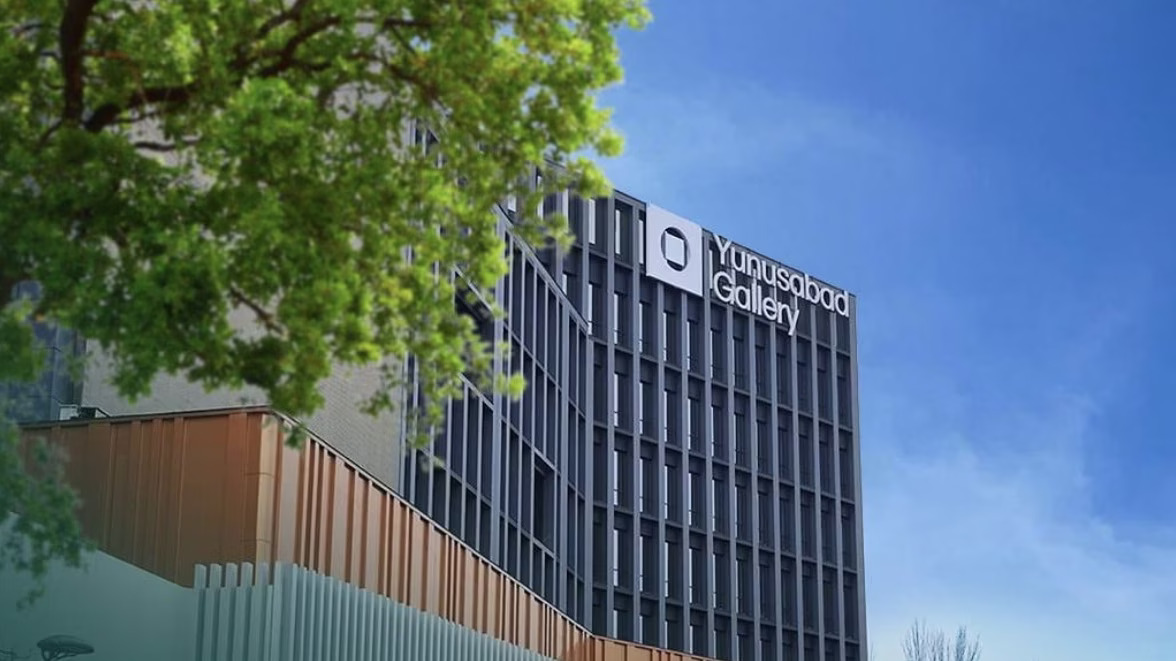 Праздничная атмосфера в Yunusabad Gallery